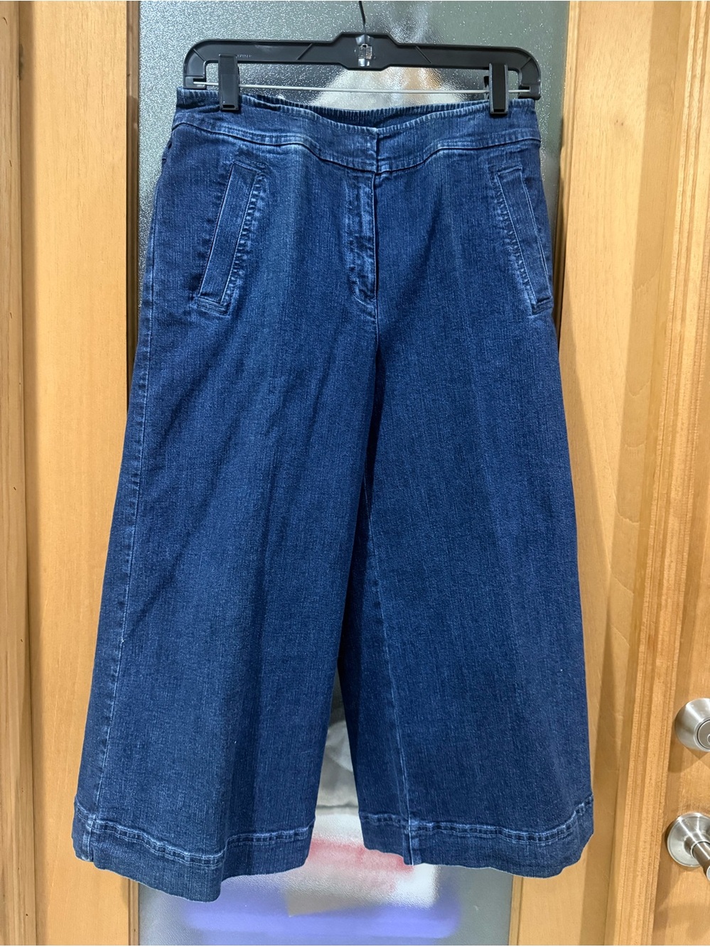 Westbound Stretch Dark Indigo Capri Jeans - Size 8